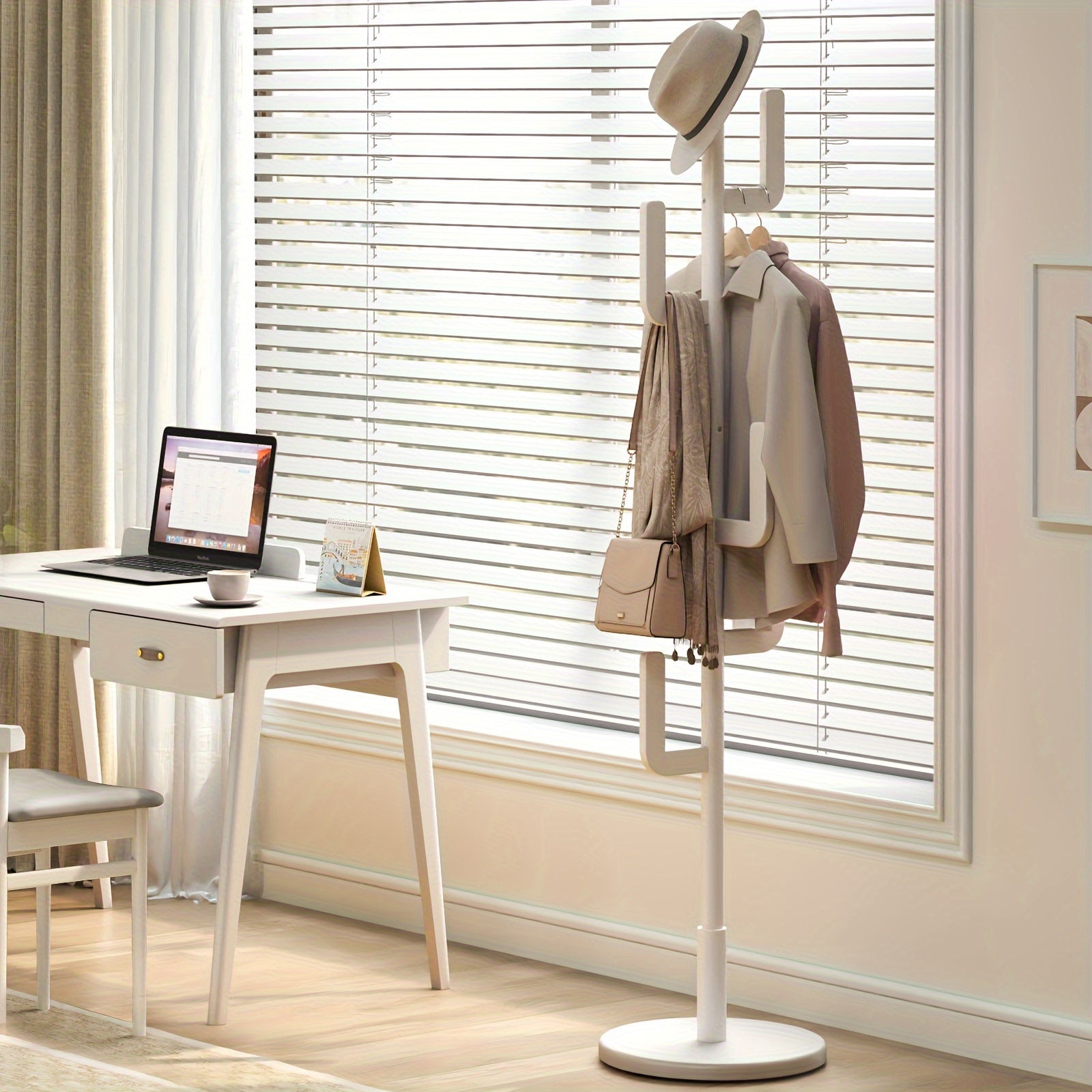 A Coat Stand Made of Solid Wood Shaped Like a Cactus, Featuring Six L-Shaped Hooks And Three Adjustable Heights. This Sturdy And Easy-To-Assemble Coat Tree Is Perfect for Your Entryway Or Bedroom, Ideal for Christmas Gifts And Black Friday Deals