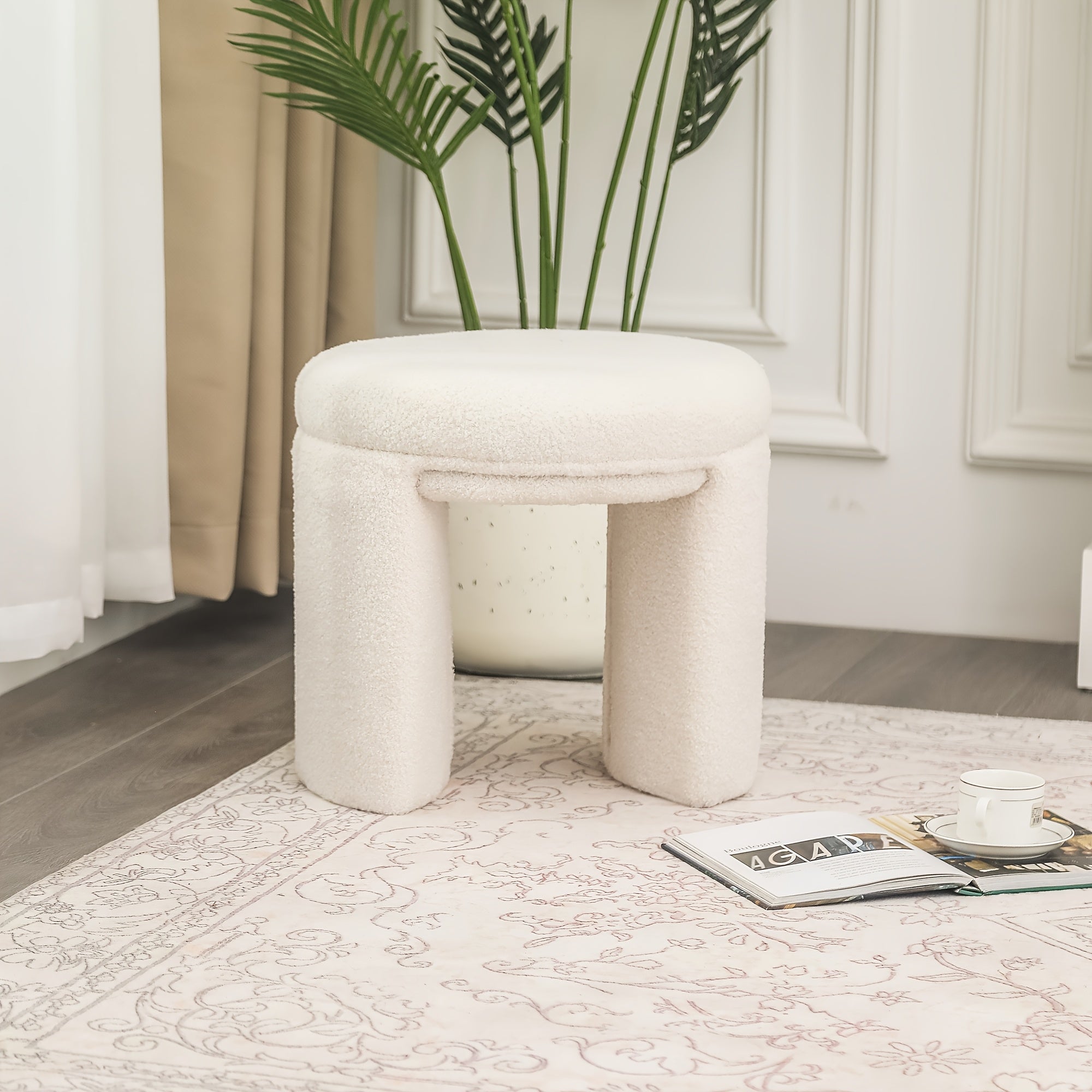 Boucle Ottoman, Round Sherpa Vanity Stool Chair, Small Upholstered Modern Teddy Footstool for Makeup, Living Room, Entryway, Bedroom, Entryway Furniture, Cozy Footrest, Upholstered Chair, Modern Design, Soft Upholstery, Sherpa Fabric, Decorative